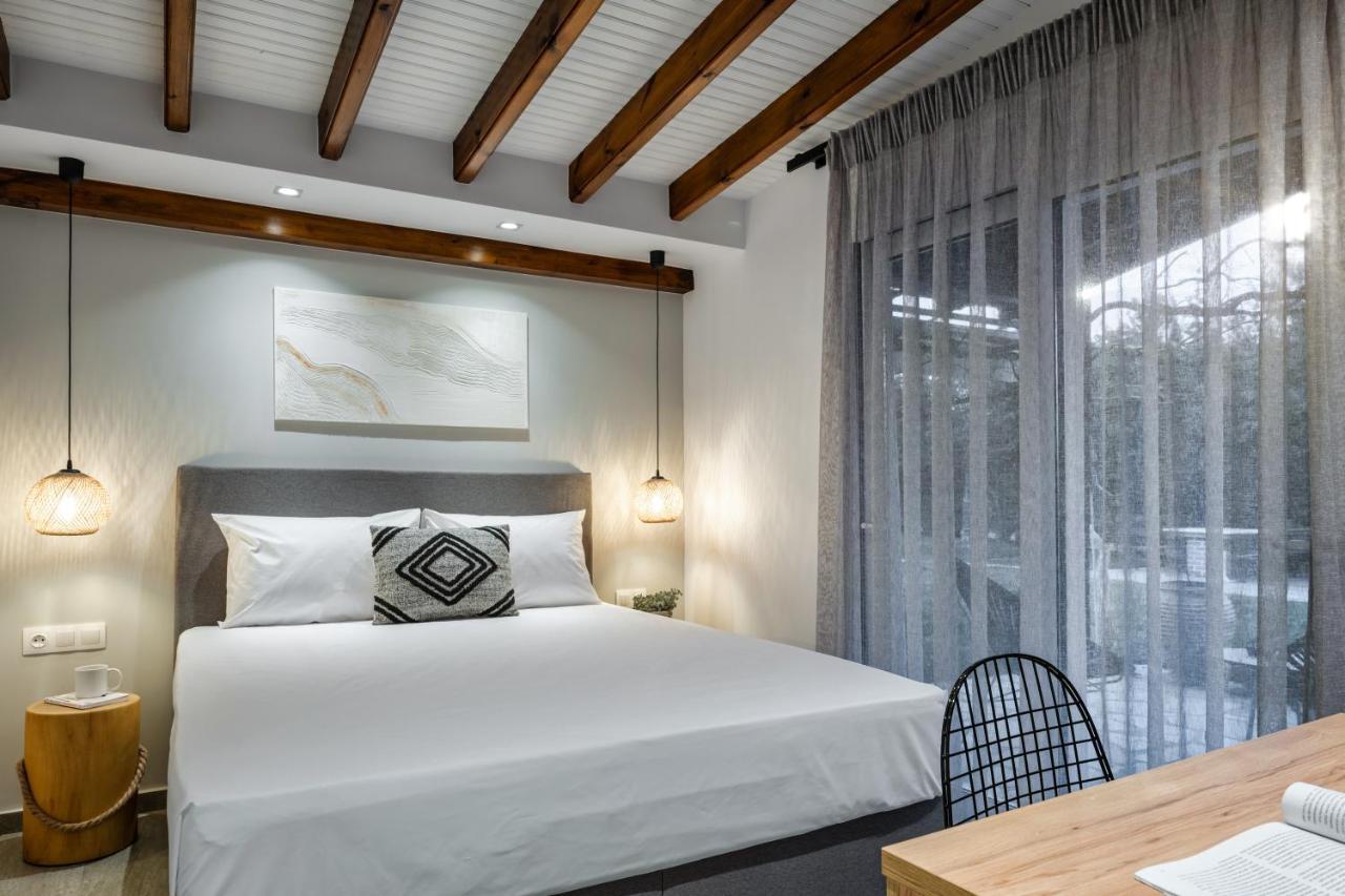 Coel Luxury Suites By Rentalspro Services - Potidea Halkidiki Nea Poteidaia Exteriér fotografie